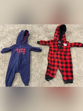 Carter's - set of two warm baby outfits - EUC - size 3 months
